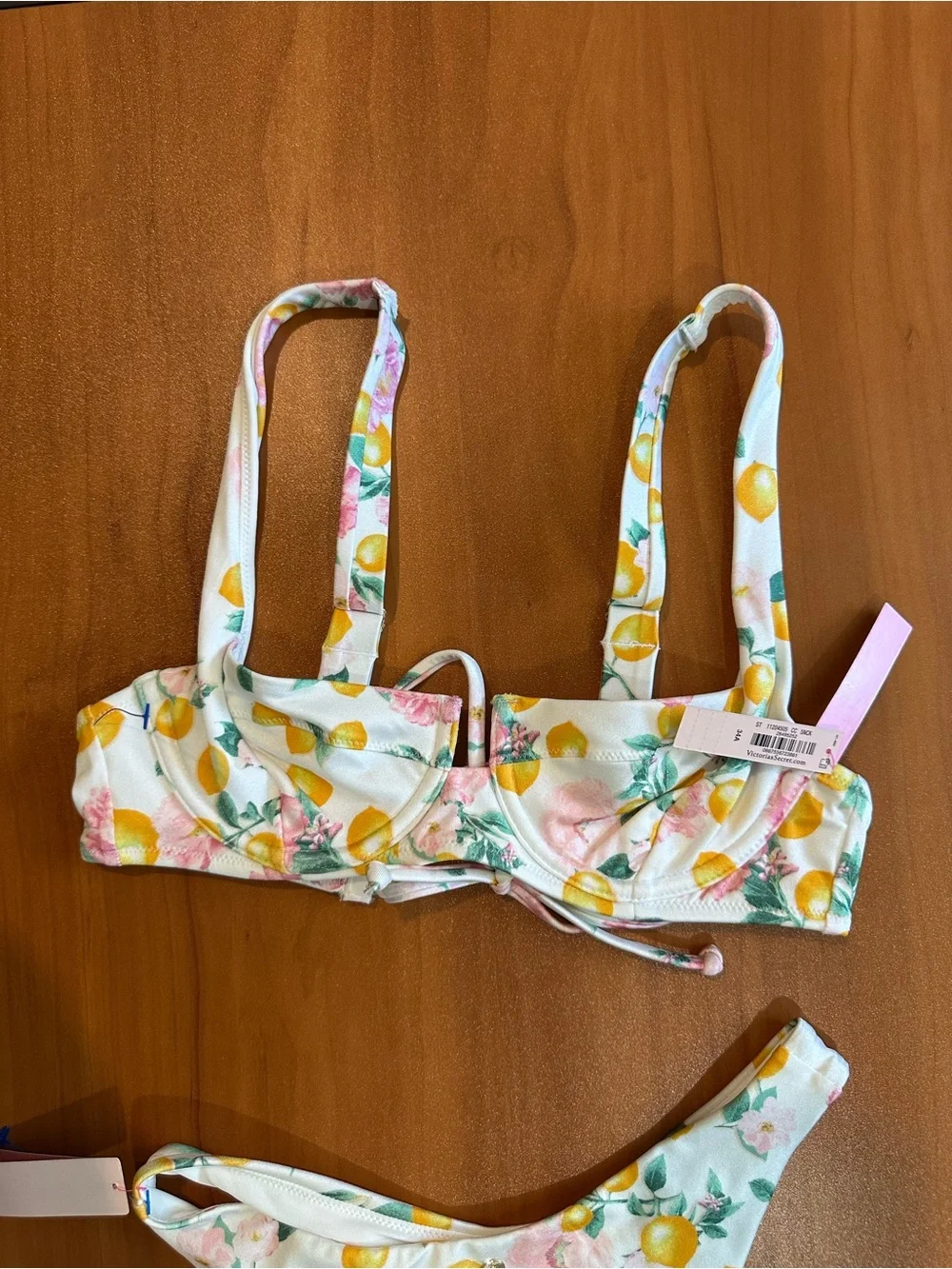 Victoria’s Secret Lemon Floral Bikini Set NWT 34A Top XS Bottom Underwire Swims